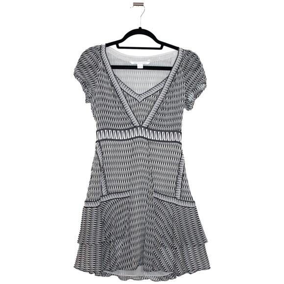 Diane Von Furstenberg Silk Mini Dress Size 0 XS - Picture 1 of 11